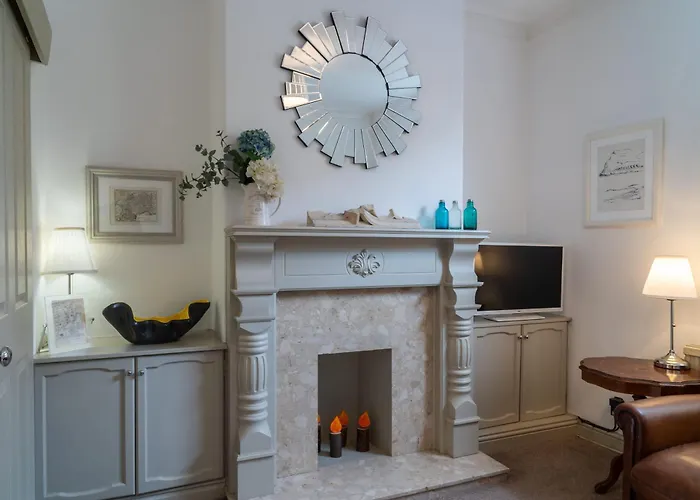 St Denys View With Free Parking Apartment *