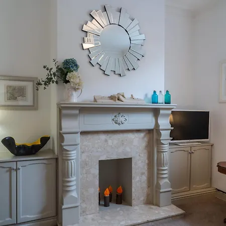 St Denys View With Free Parking Apartmán *